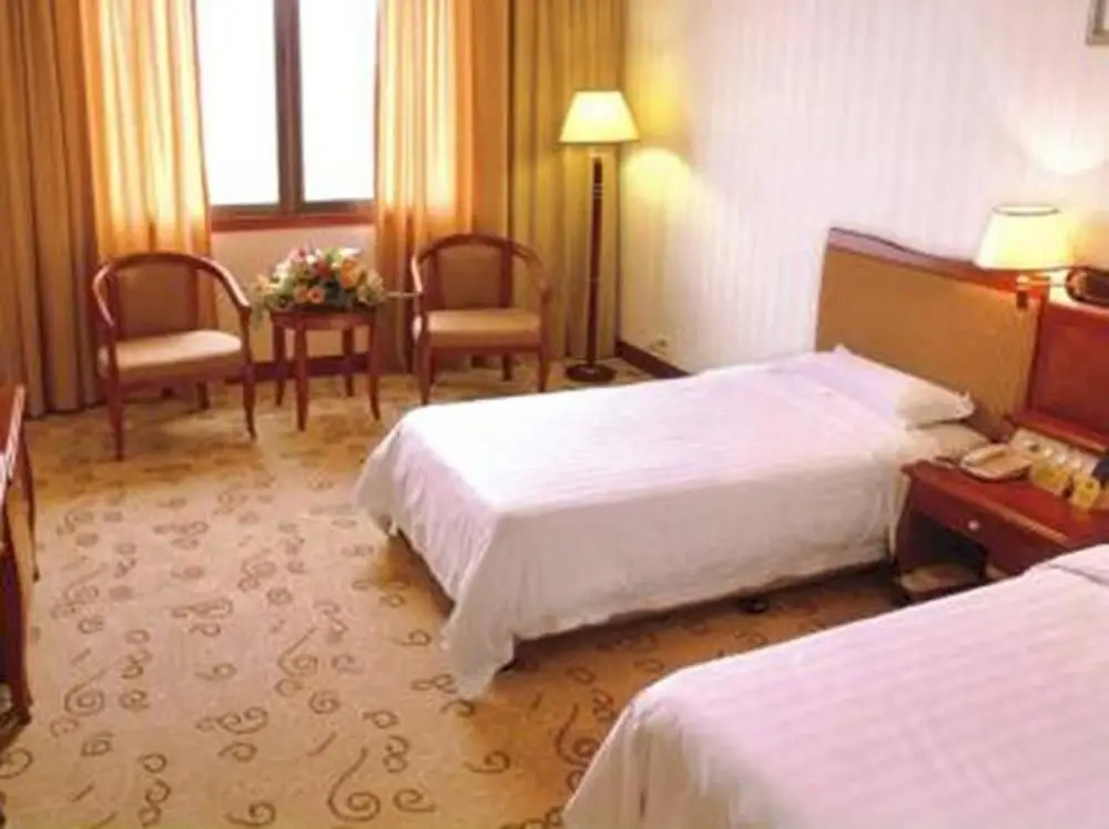 Фошань: Rotating Palace