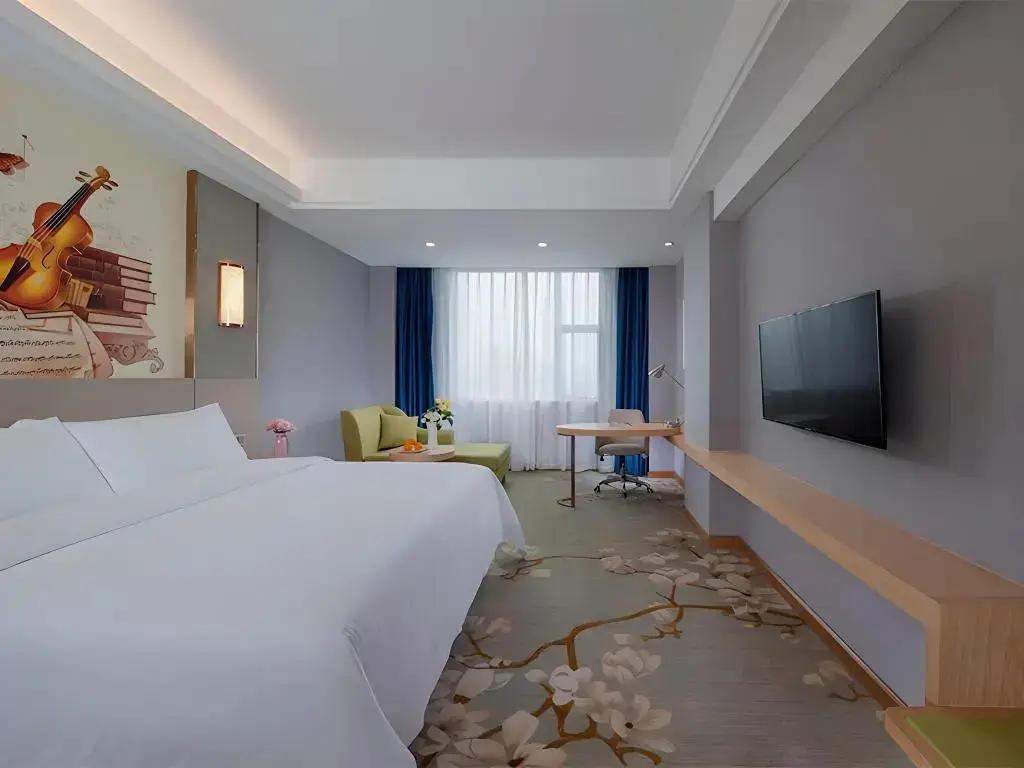 Фошань: Vienna International Hotel (Foshan Eternal Love Xiqiao Mountain Scenic Area)
