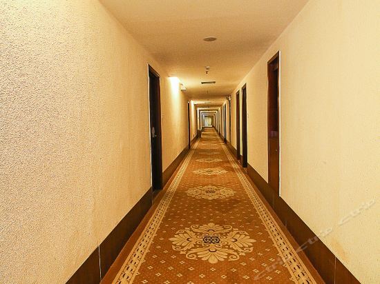 Хайкоу: Overseas Chinese Hotel Haikou