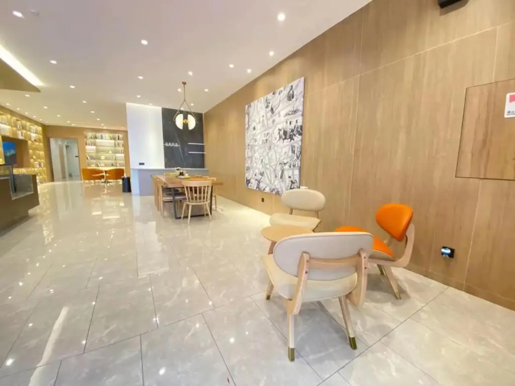 Цзилинь: HanTing Premium Hotel (Jilin Tianjin Street Fortune Plaza)