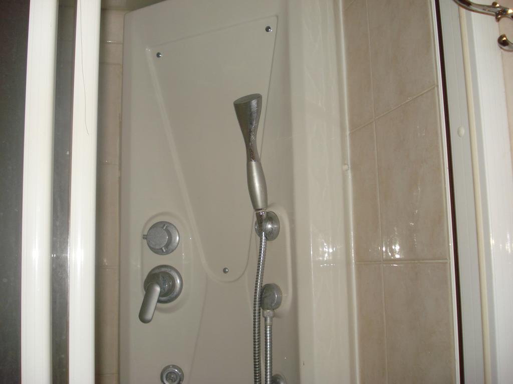 Москва: Flat Near Bolshoi Theater