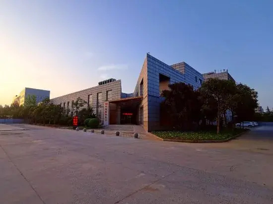 Кайфын: Zhongzhou Yihe Hotel
