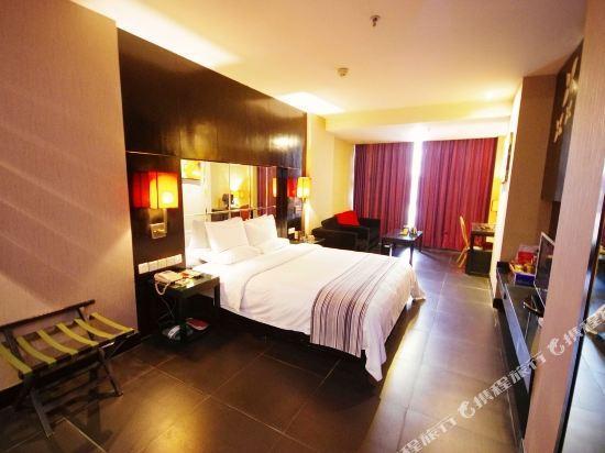 Мяньян: Xianlongtan Holiday Hotel (Mianyang Mianyang Central Hospital)
