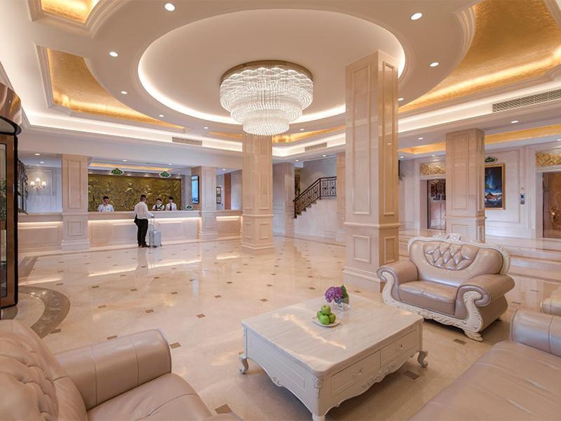 Vienna Hotel (Quanzhou Puxi Wanda Quanxiu Road ) — фото 1