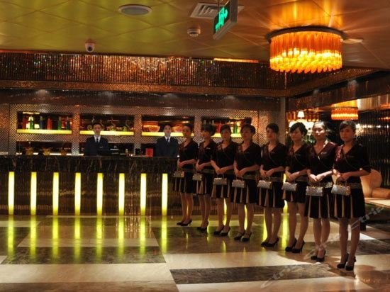 Шаоксинг: Prince Banquet Hotel