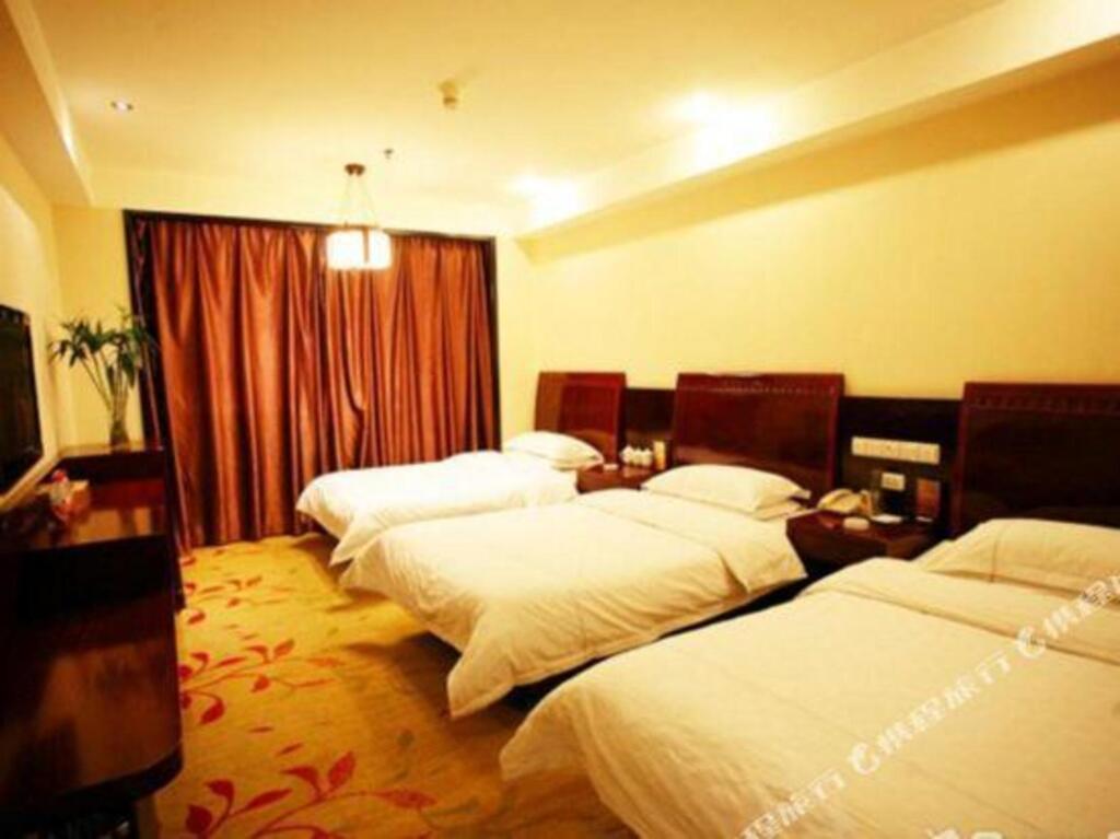 Тайюань: Yifeng Hotel