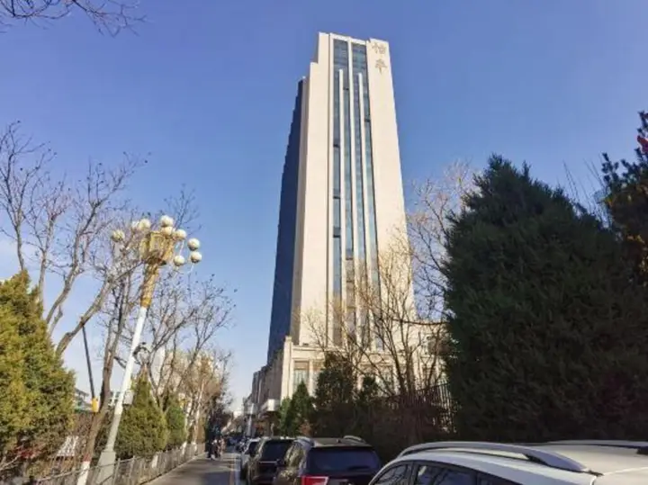 Тайюань: Yifeng Hotel