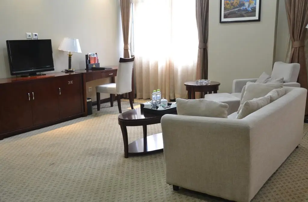 Чжэнчжоу: Yawen Hotel - Zhengzhou