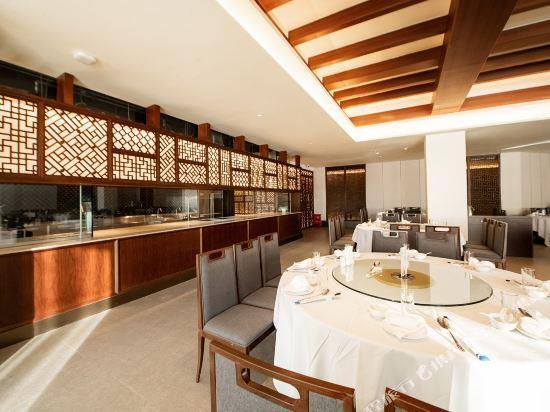 Пекин: Beijing Placid Lake Resort Hotel