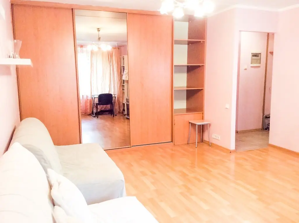 Москва: Tourist Schyolkovskaya Apartments
