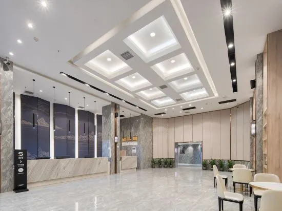 Чанша: Licheng Heyi Hotel (Changsha Wuyi Square IFS International Financial Center)