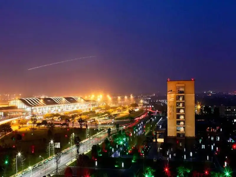 Чэнду: Chengdu Joyhub Air Hotel