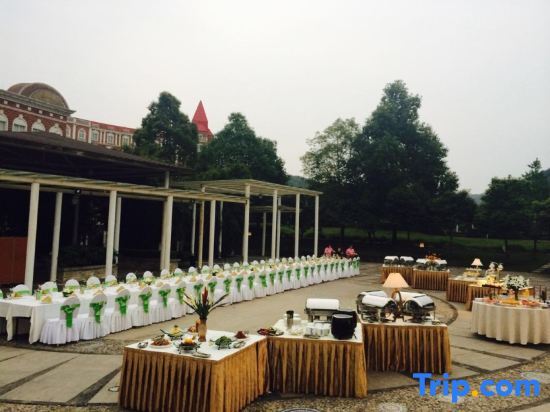 Чэнду: Brilliance Garden Hotel