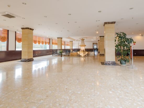 Чэнду: Sichuan Chaoyang Lake Hotel