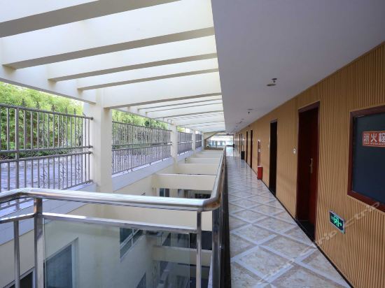 Чунцин: Taizhou Hotel (Chongqing Ciqikou Branch)