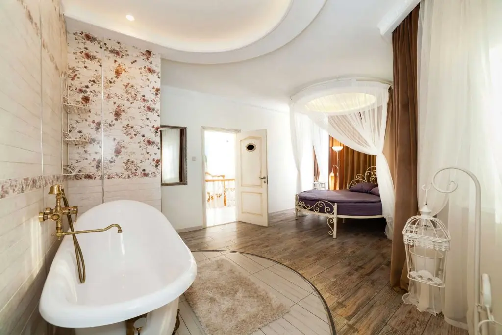 Троицк: Замок Anstar House Vatutinki