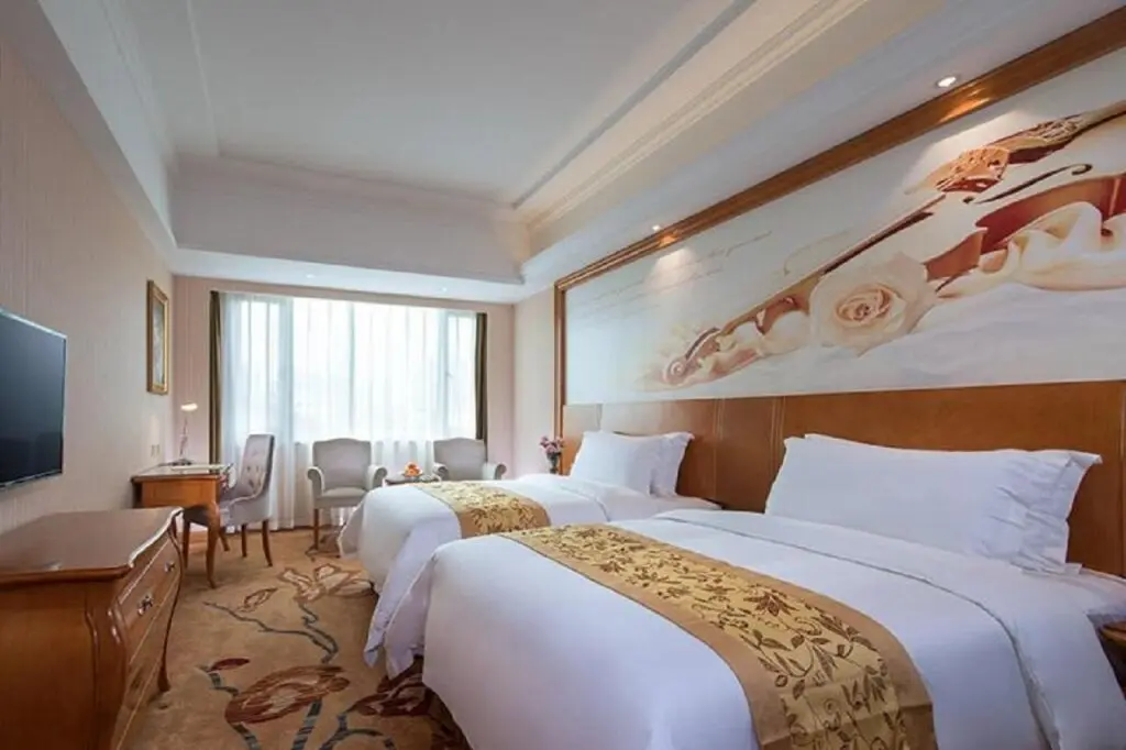 Гуанчжоу: Vienna International Xintang Jean Fangzhicheng