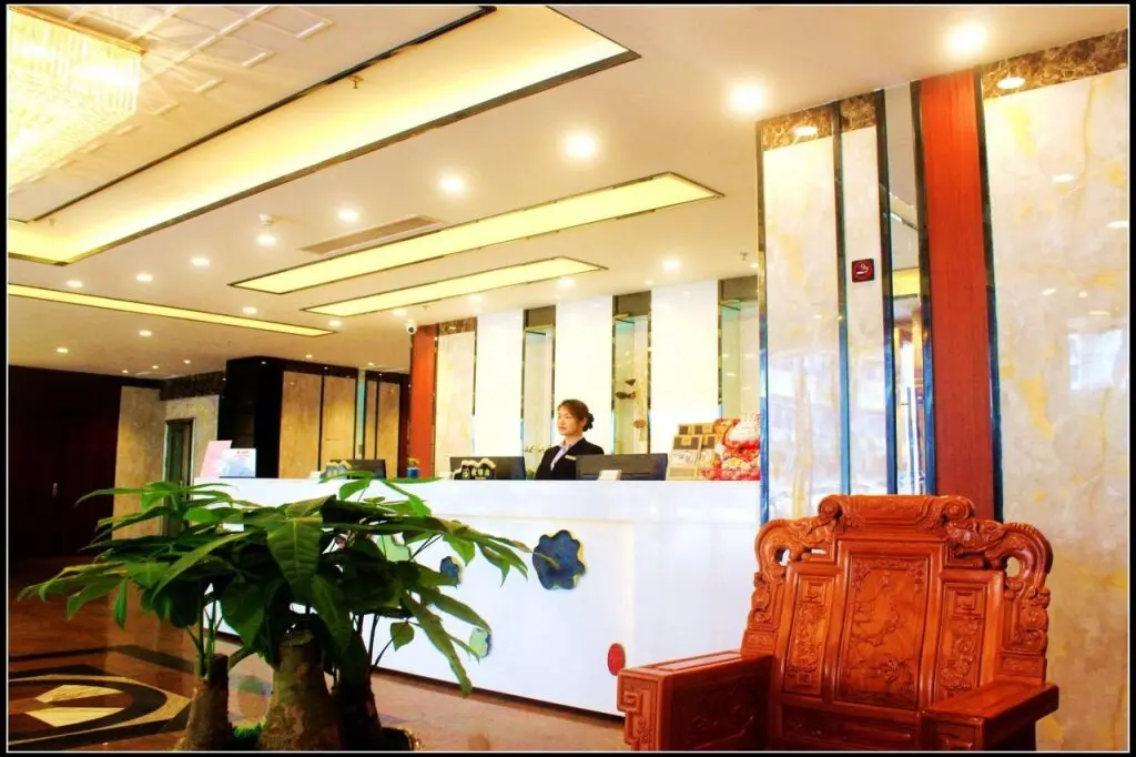 Гуанчжоу: GuangZhou Shan Dong Building LuYue Hotel