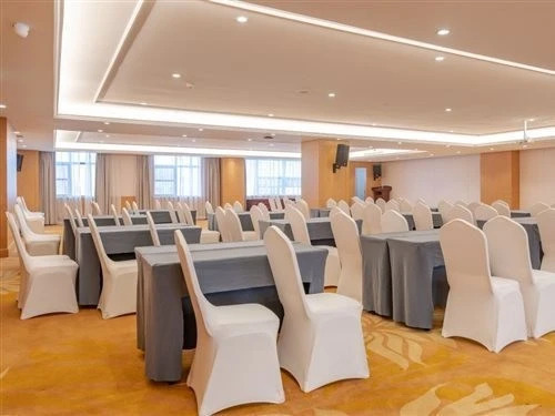 Ханчжоу: Homeinn Plus Hotel (Hangzhou Future Science Town West Railway Station)