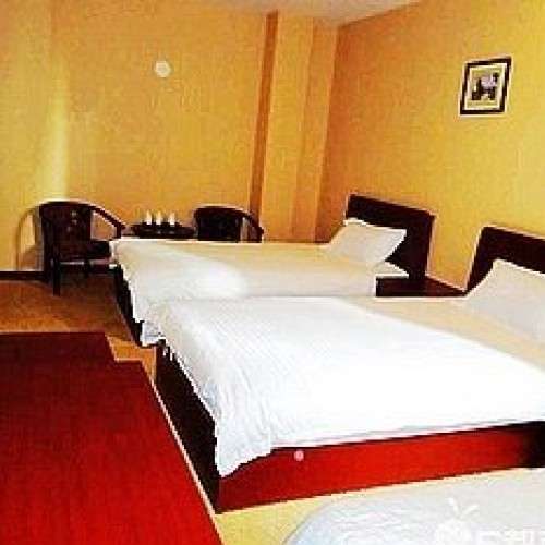 Ханчжоу: Homeinn Plus Hotel (Hangzhou Binjiang Longhu Tianjie)