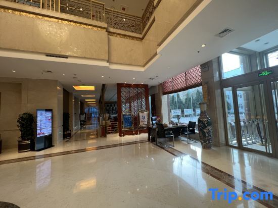 Корла: Kurla Tarim Oil apartment