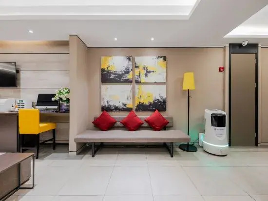 Нанкин: Homeinn Plus Hotel (Nanjing Xinjiekou Subway Station Deji Plaza)