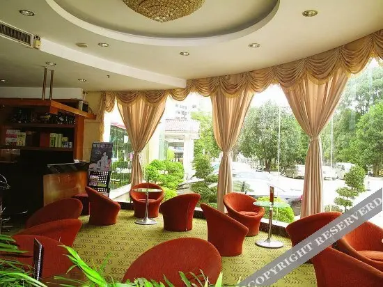 Наньнин: Guangxi Tianfei Business Hotel