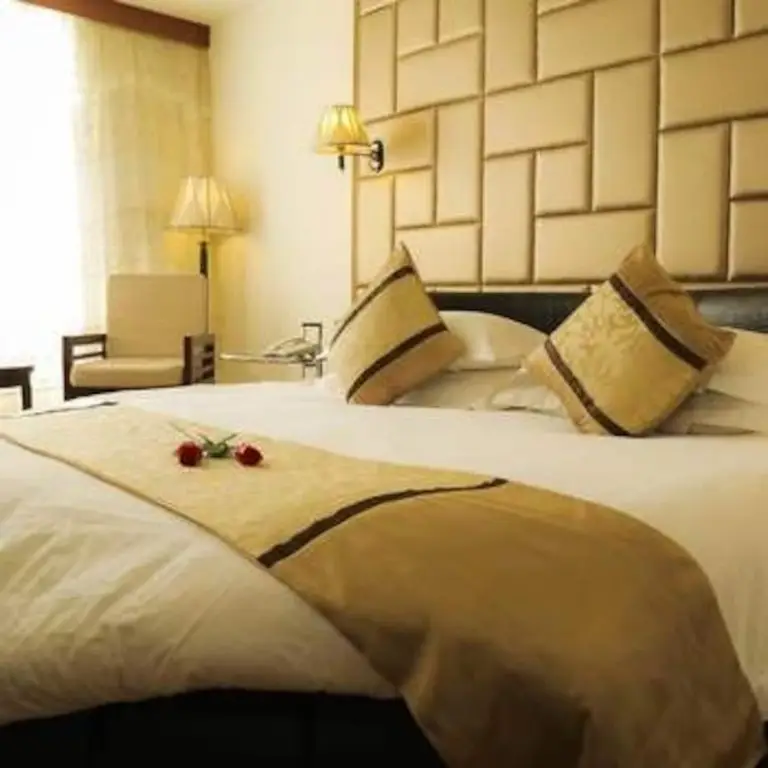 Ханчжоу: New Yuli Grand Business Hotel