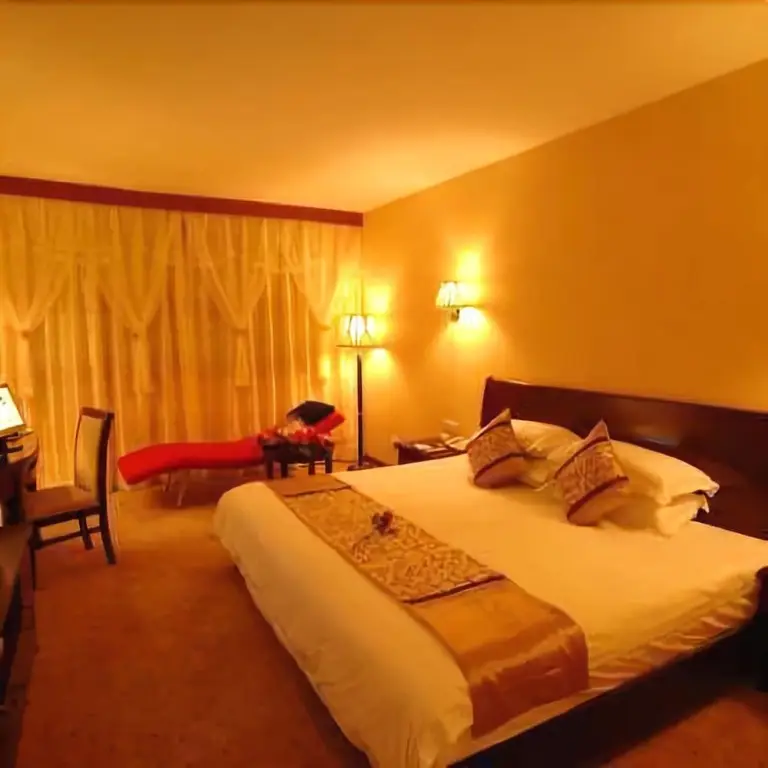 Ханчжоу: New Yuli Grand Business Hotel