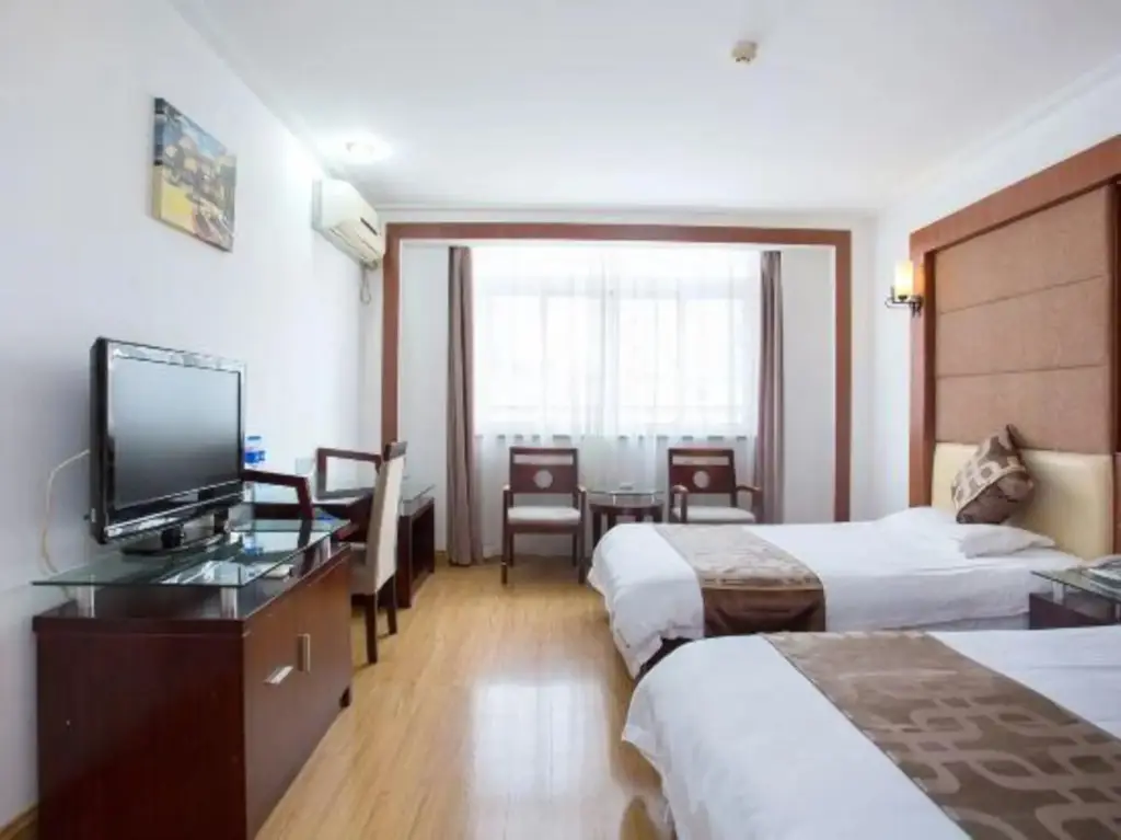 Шанхай: Huaren Hotel (Shanghai Wujiaochang Metro Station)