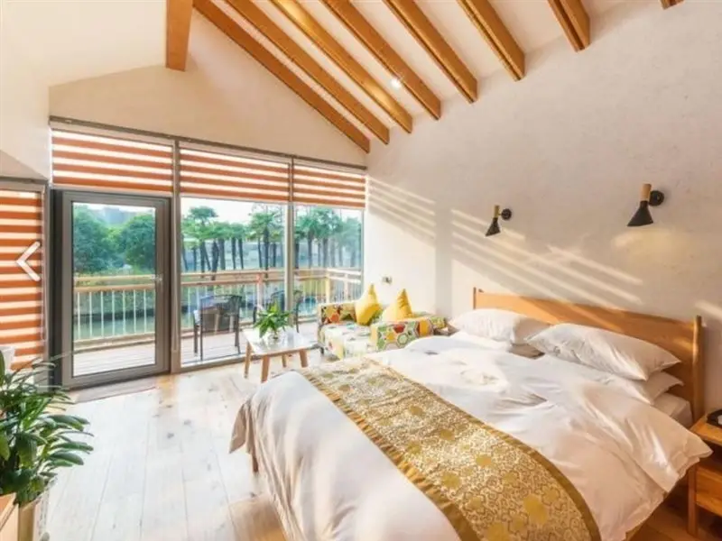 Шанхай: Yiqinyuan Resort