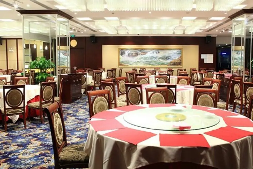Шанхай: Jinyan Hotel