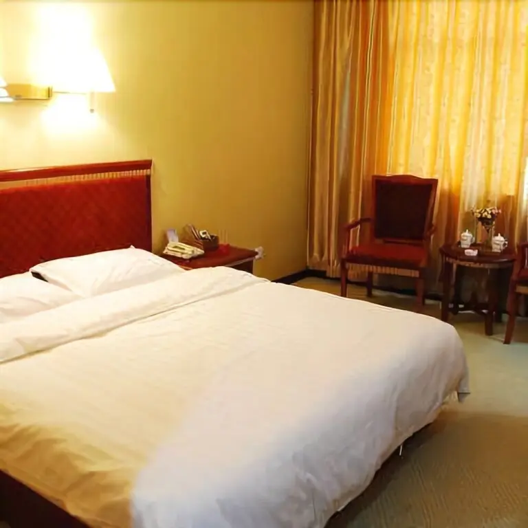 Шилин-Хото: Yijia Mingshi Holiday Hotel