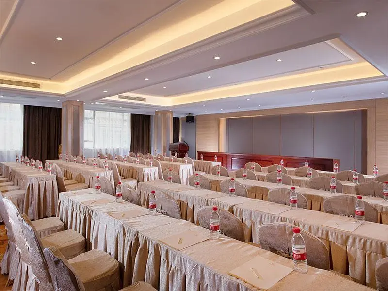 Яншо: Vienna Hotel Guangxi Guilin Yangshuo Eternal Love