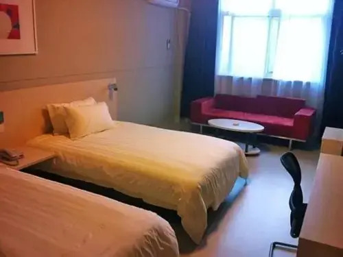 Наньтун: Jinjiang Inn Nantong Textile City Bus Station