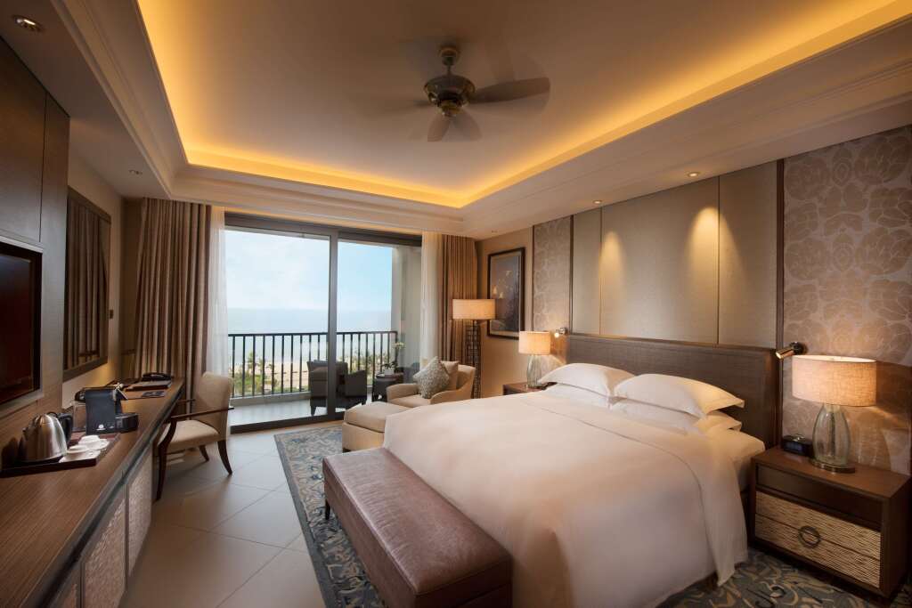 Хайкоу: Crowne Resort Spa  Beach Resort Hainan