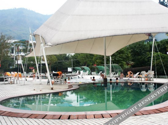 Яань: Tianfu Hotspring Hotel