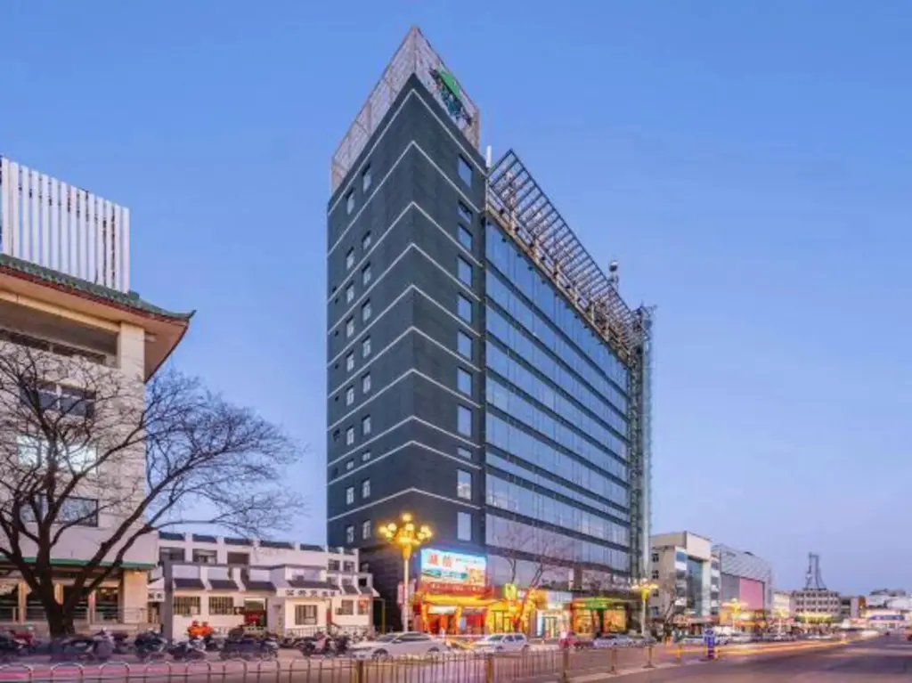 Джинченг: Zhulinshan Grand Hotel