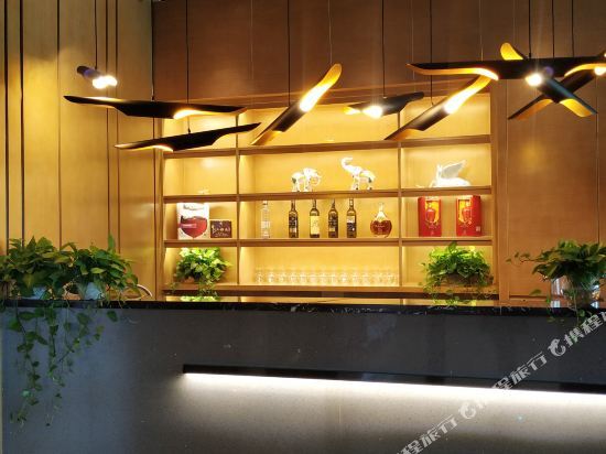 Чжухай: Yinhua Business Hotel (Zhuhai International Convention Center)