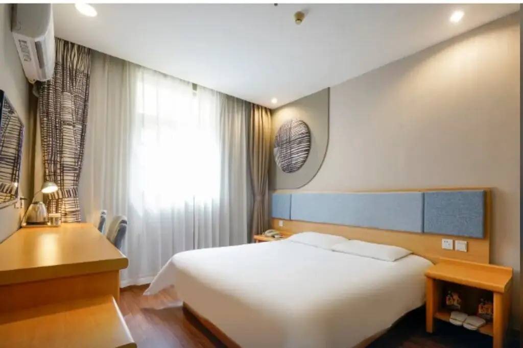 Чжухай: Homeinn Hotel (Zhuhai Gongbei Port Pedestrian Street)