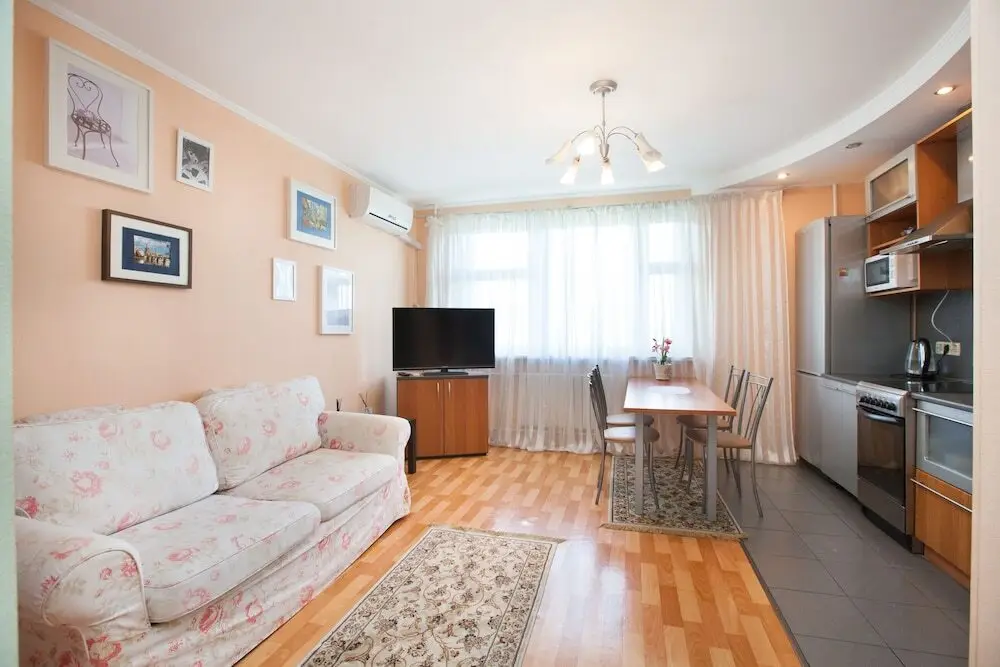 Москва: Sadovoye Koltso Apartment Zhulebino