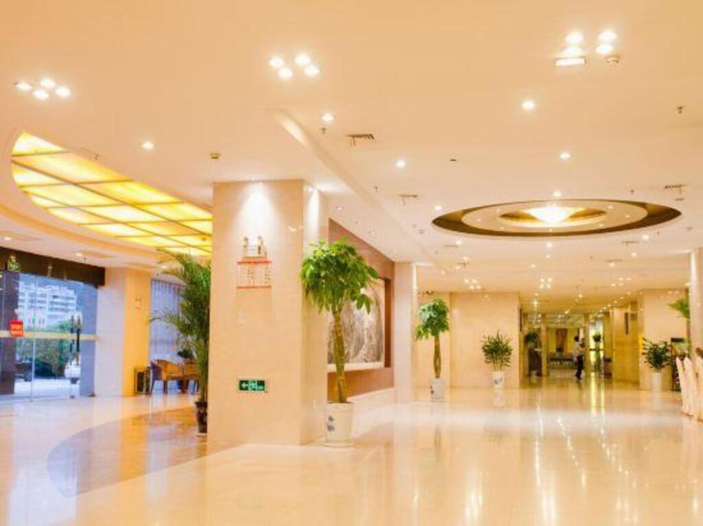 Tianji Hotel — фото 1