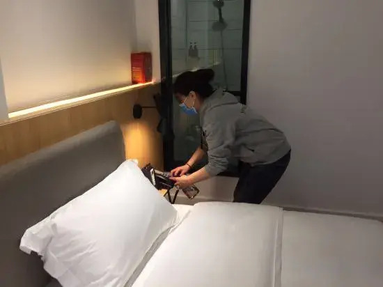 Чандэ: Youmi Hotel • Good Youth (Sports Center)