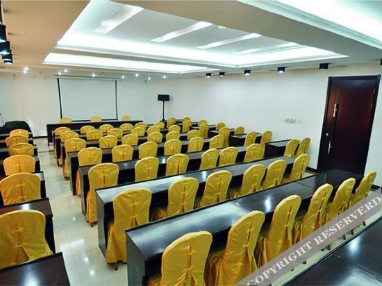 Чанчжи: Zhonglu Binhe Hotel