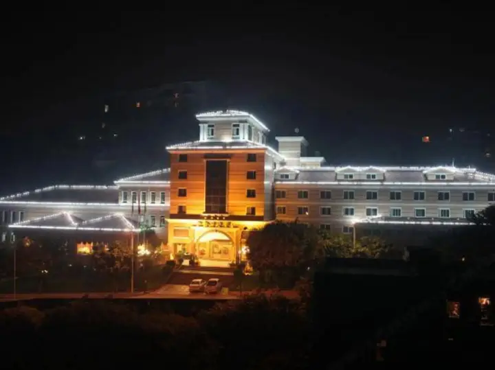 Чунцин: Jinfengshan Chongqing