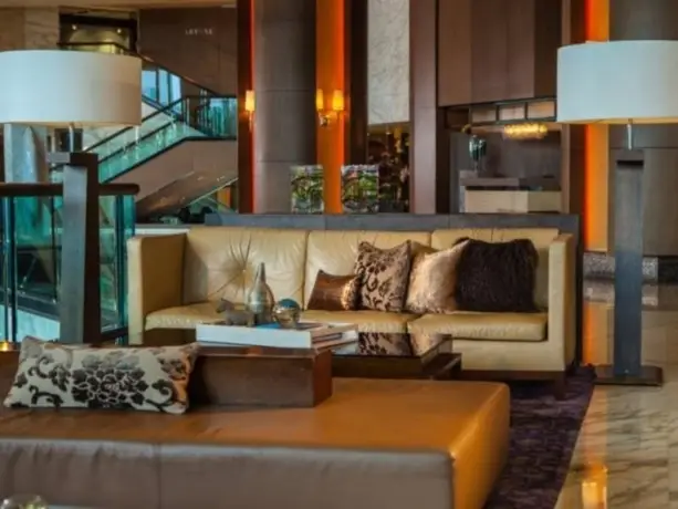 Гонконг: Renaissance Kowloon Hotel Hong Kong