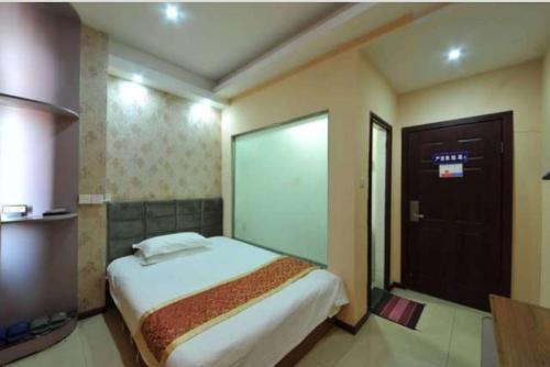 Чэнду: Tian Yi Business Hotel - Chengdu