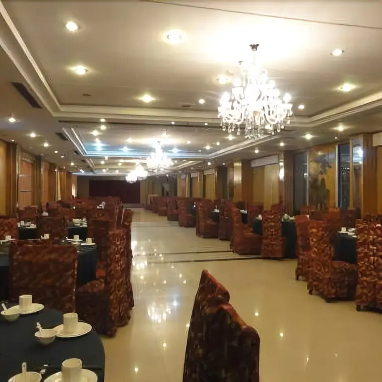 Хучжоу: Luqiu Holiday Hotel