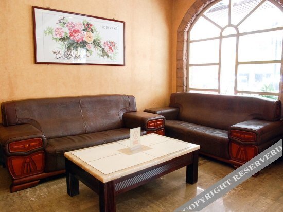 Дунгуань: Meigaomei Hotel - Dongguan