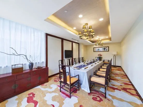 Чэнду: DuJiangYan Garden Hotel Dujiangyan